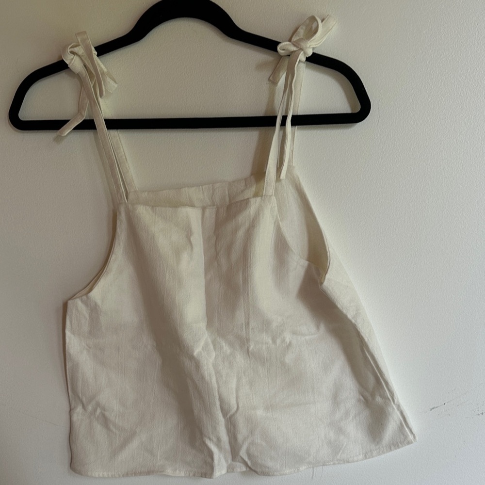 Chic Cream Tie-Strap Crop Top